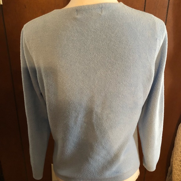 Designers Studio Originals light blue V neck - Picture 4 of 5